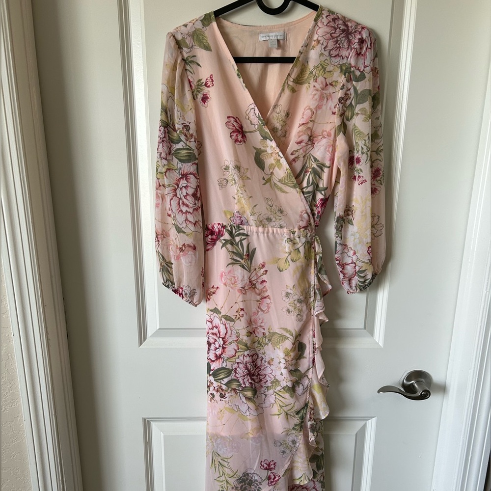 NY & COMPANY - Pink Floral Wrap Dress XS